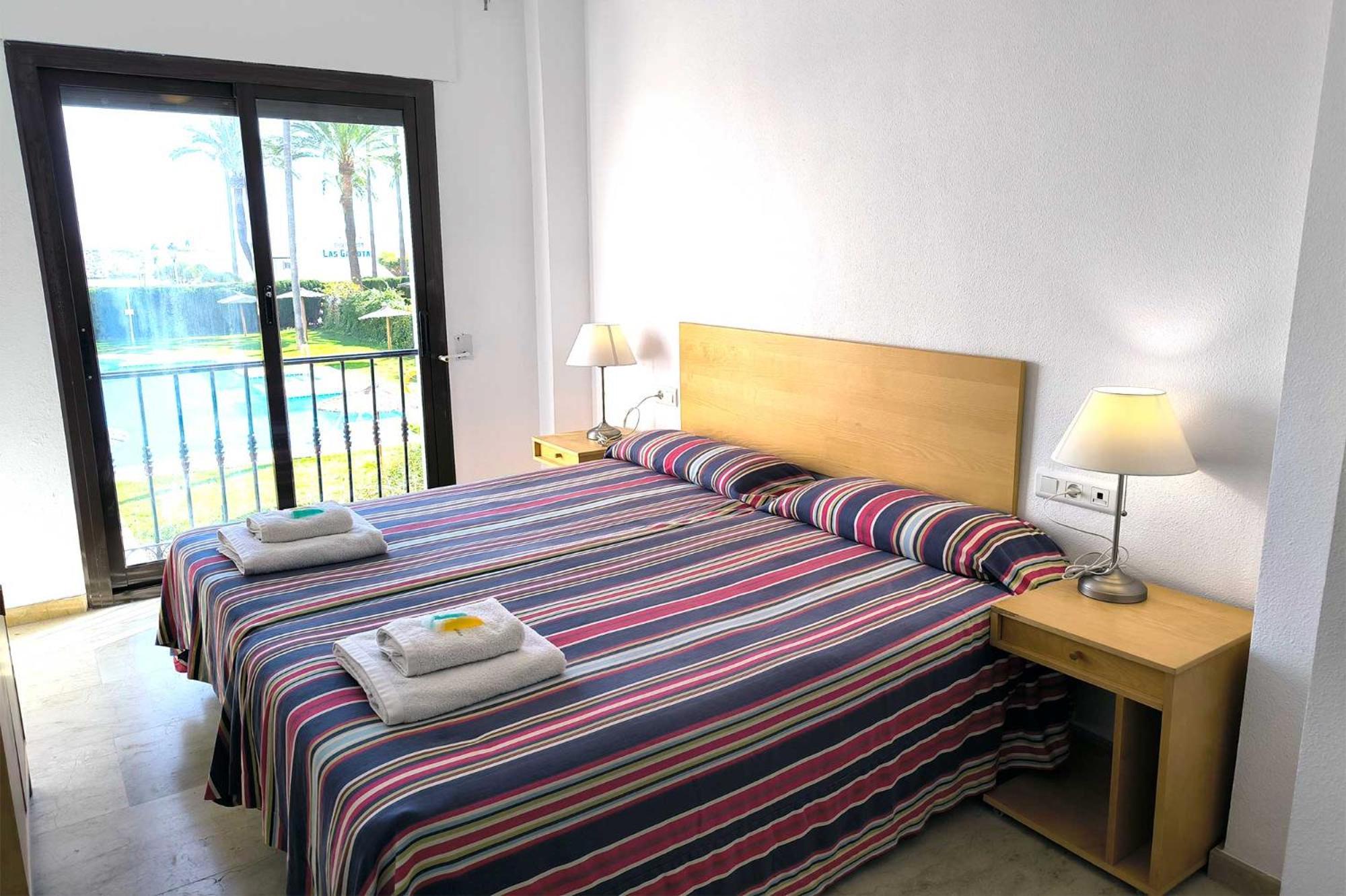 Marina Real 112 Apartment Манилва Екстериор снимка
